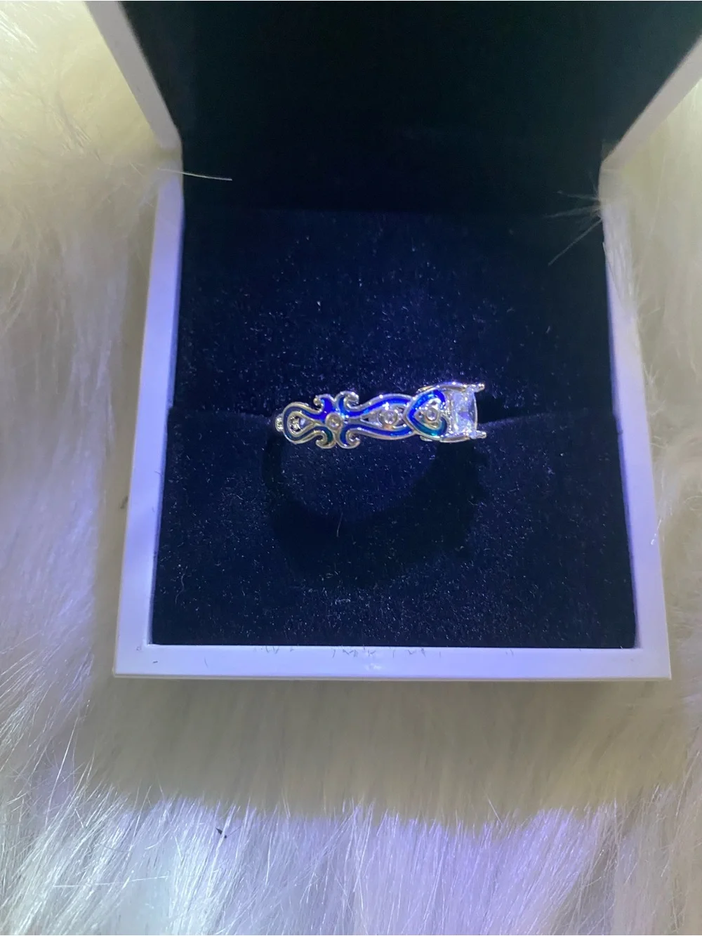 Sterling Silver Celtic Knot Ring with Clear Square Stone - Silver